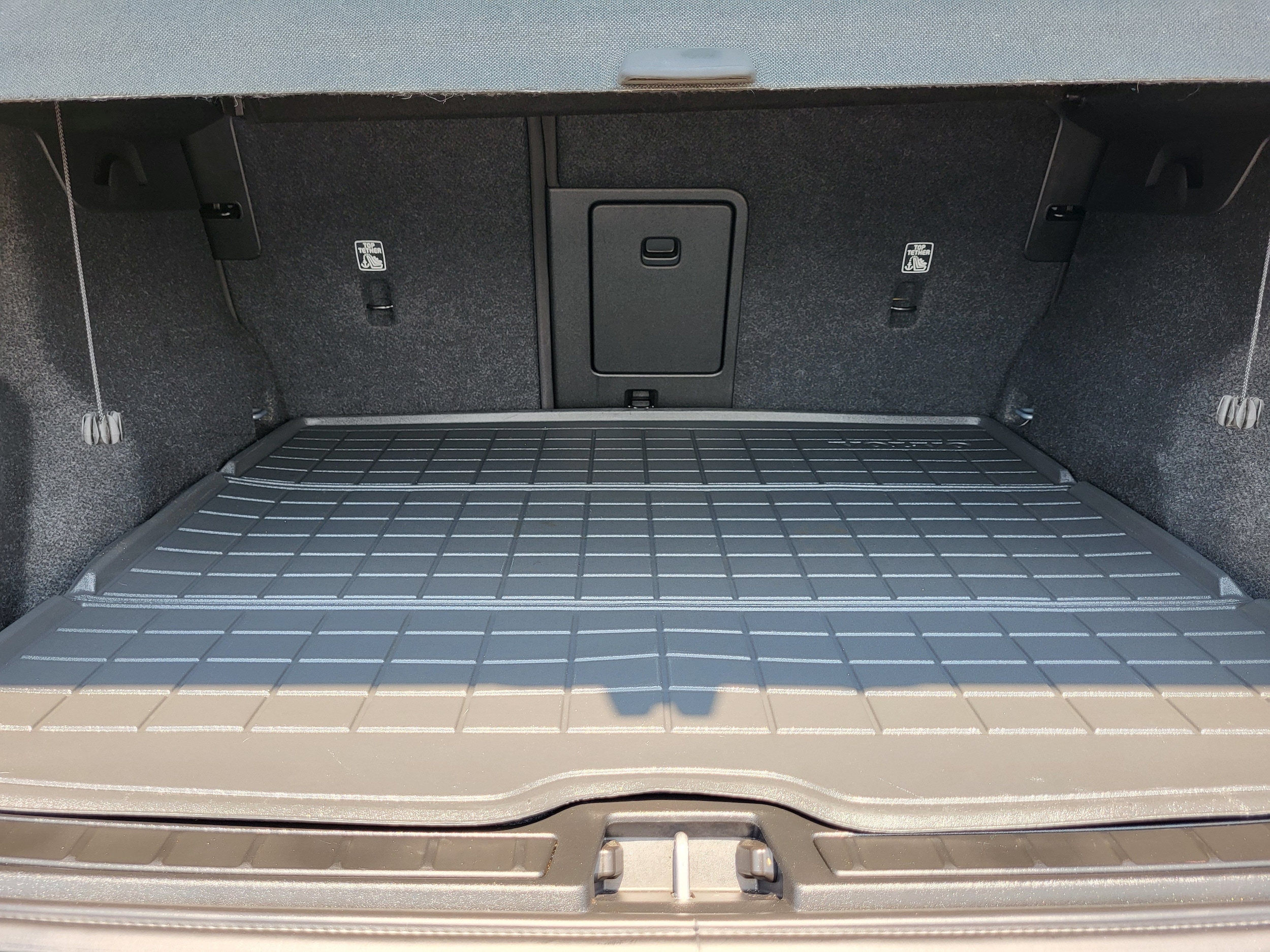 2023 Volvo XC40 Ultimate - Photo 25