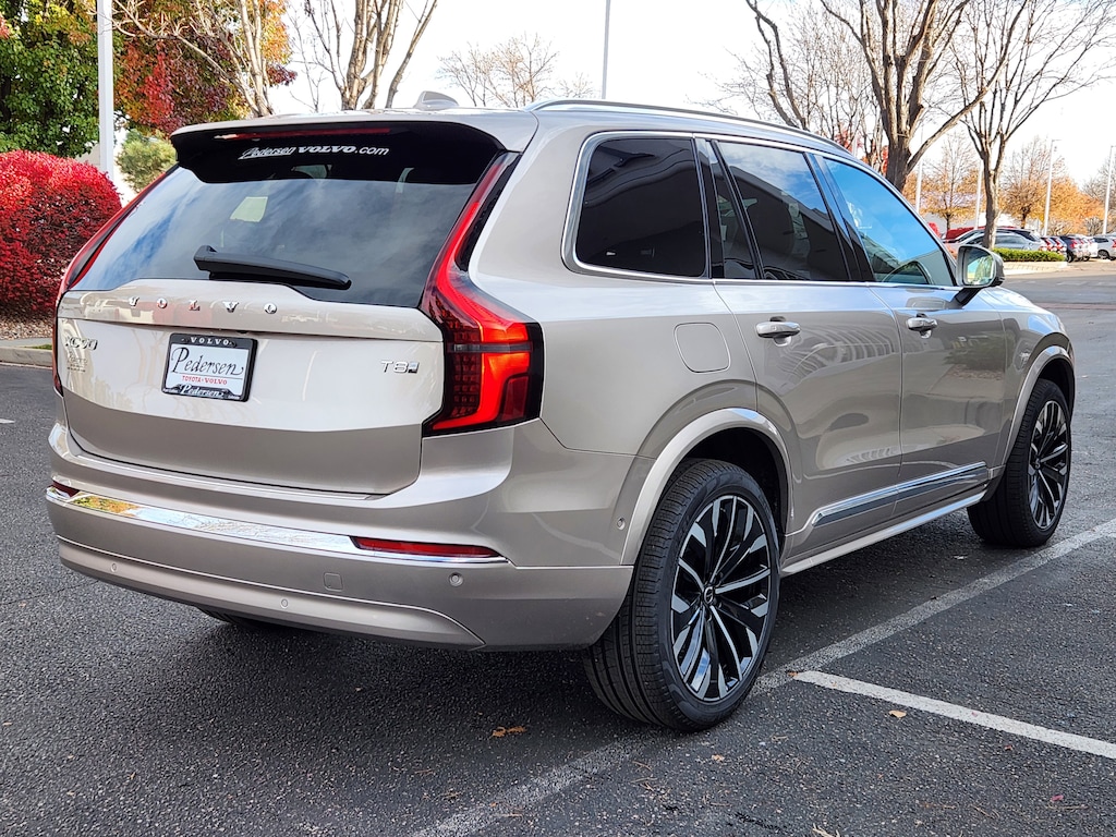 New 2026 Volvo XC90 plug-in hybrid T8 Plus 7-Seater SUV