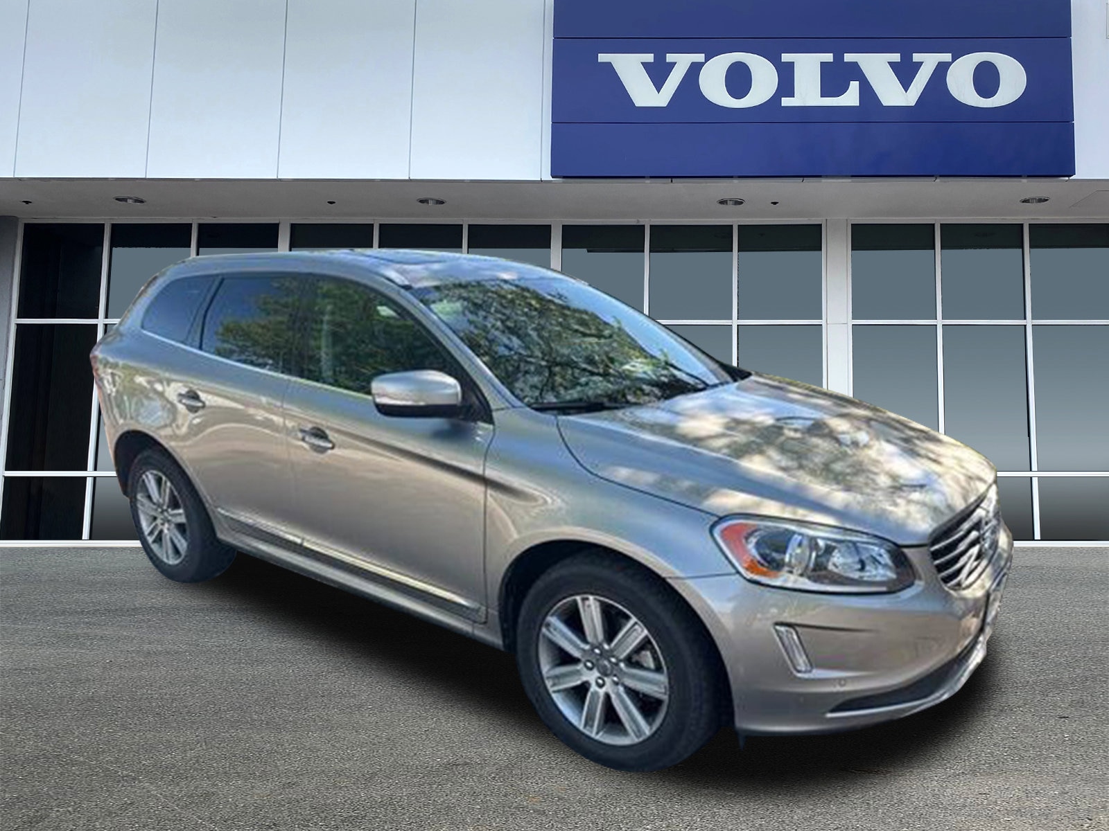 2016 Volvo XC60 T6 Drive-E AWD Auto's photo
