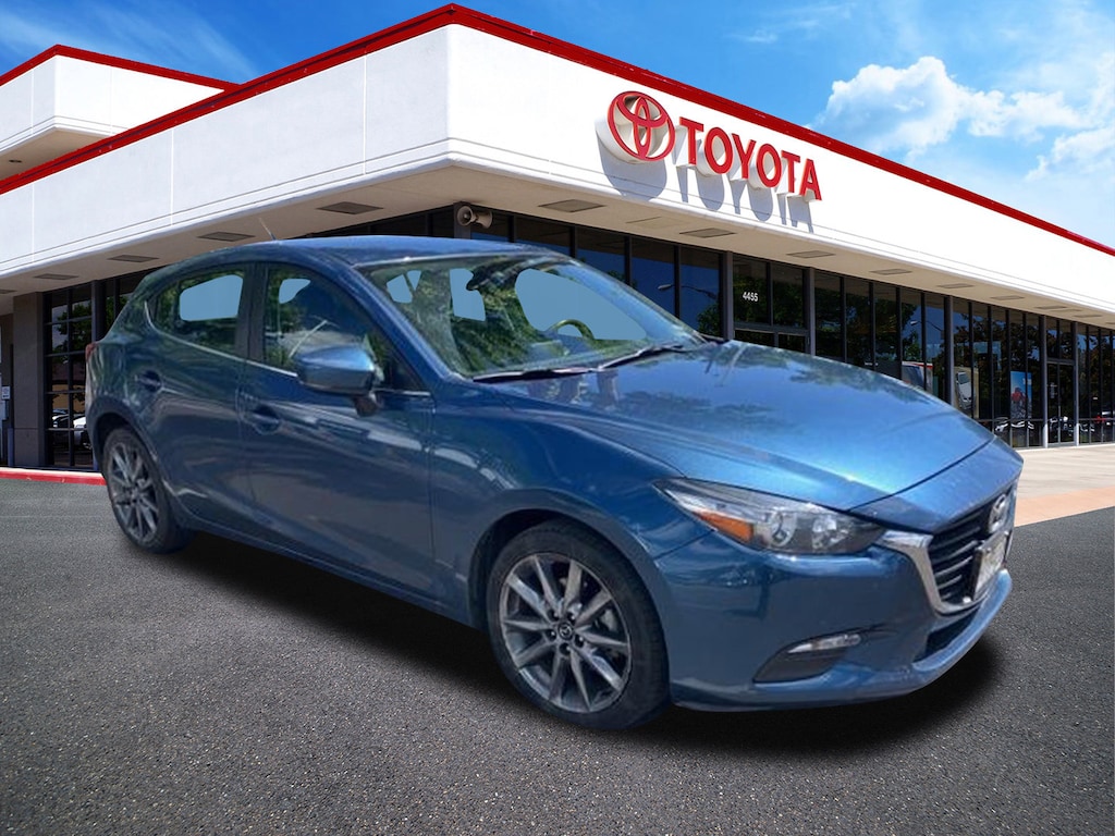 Used 2018 Mazda Mazda3 Touring Hatchback