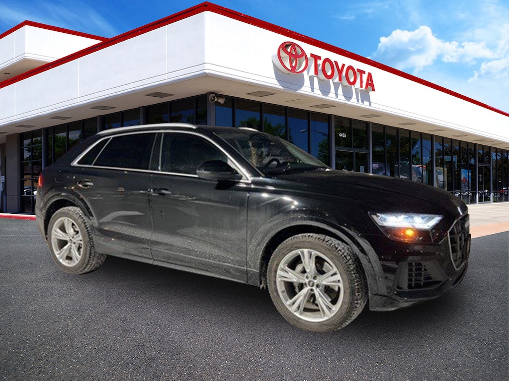 Used 2022 Audi Q8 55 Premium SUV