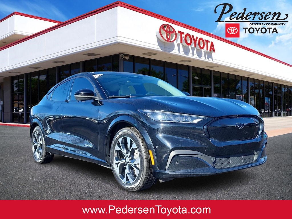 Used 2022 Ford Mustang Mach-E Premium SUV