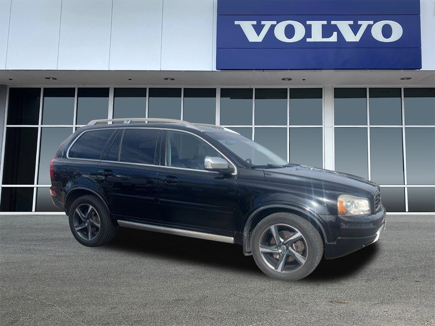 2013 Volvo XC90 R-Design Platinum