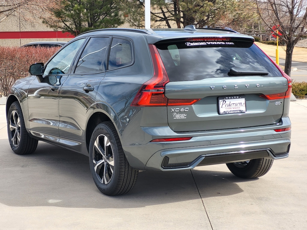 New 2026 Volvo XC60 B5 Core SUV