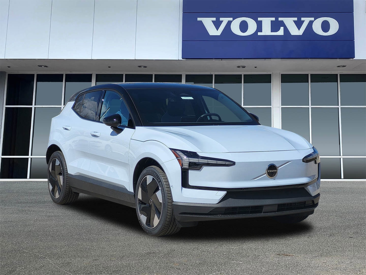 2026 Volvo EX30 Twin Motor Performance Ultra's photo