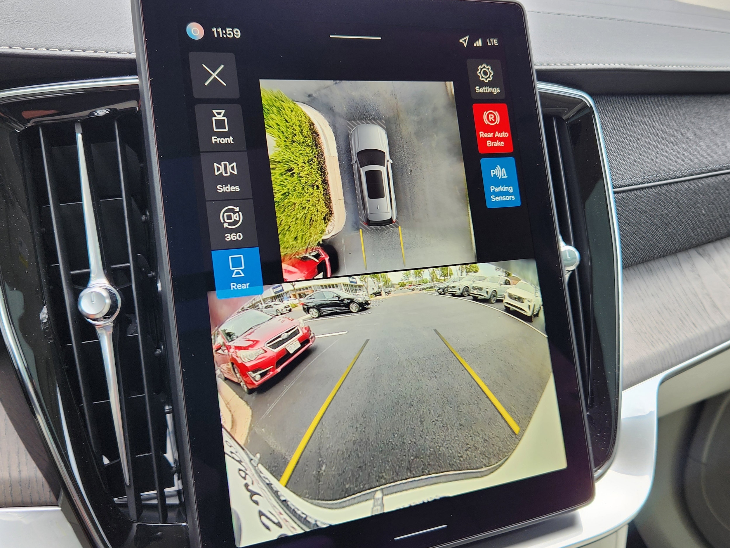 2026 Volvo XC90 Ultra - Photo 12