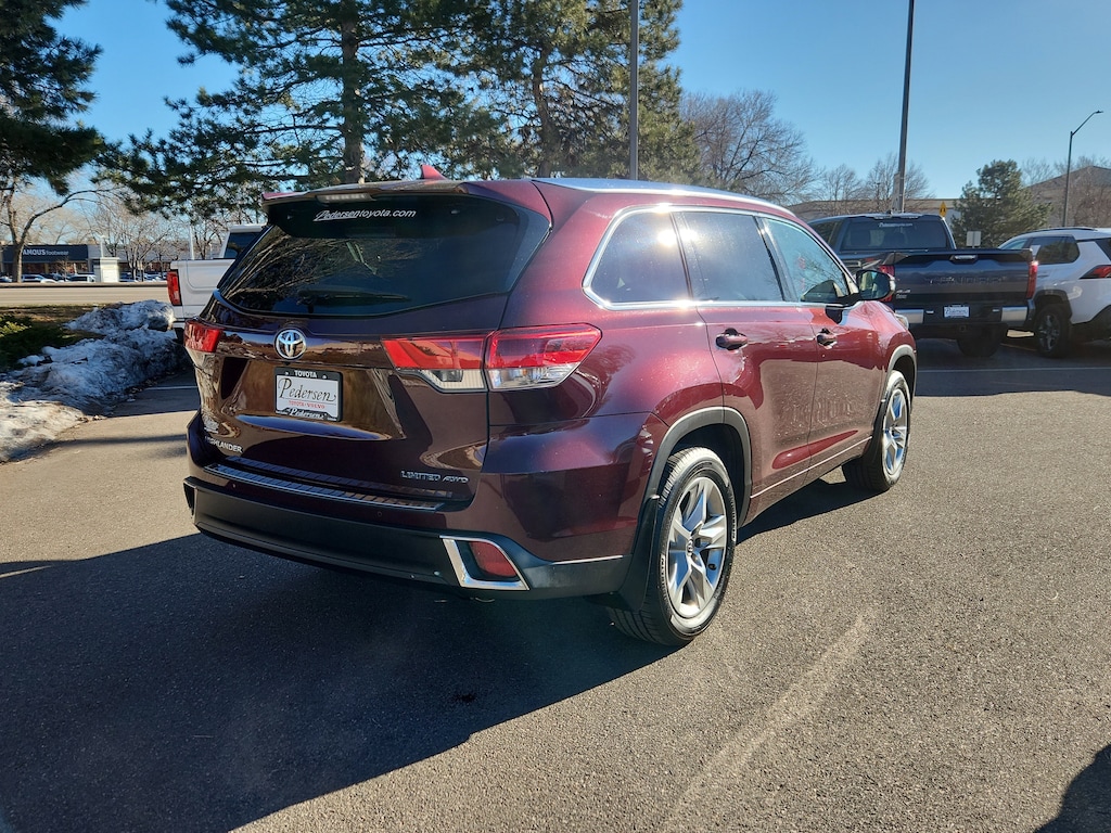 Used 2019 Toyota Highlander Limited V6 SUV