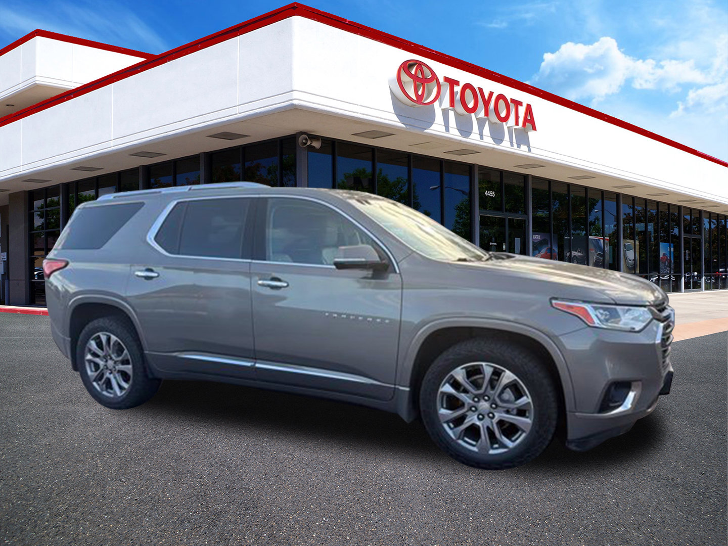 2019 Chevrolet Traverse Premier SUV 2669054A