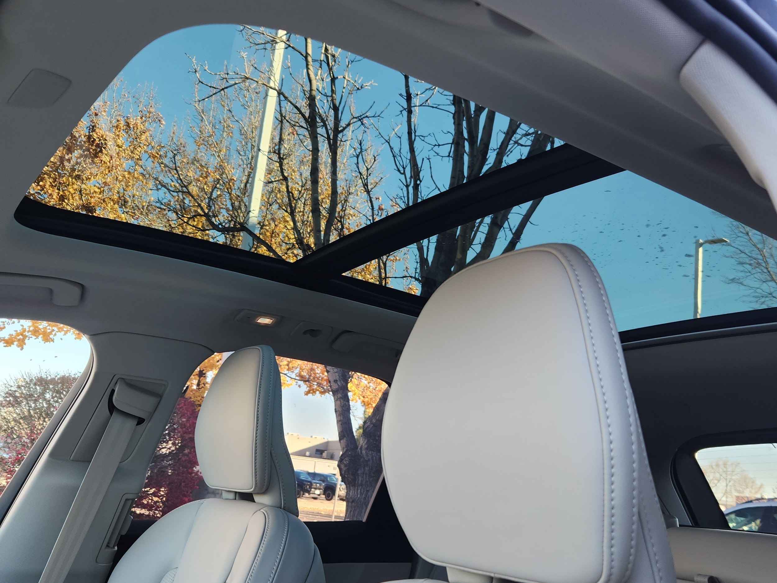 2026 Volvo XC60 Ultra - Photo 15