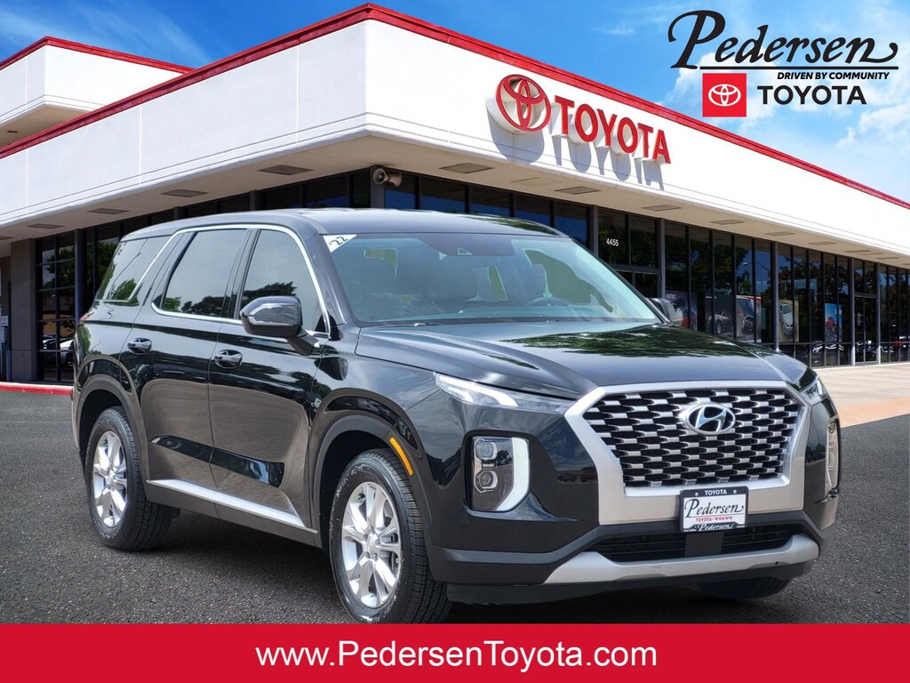 Used 2022 Hyundai Palisade SE SUV