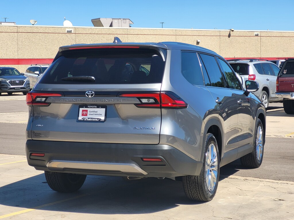 Used 2026 Toyota Grand Highlander Platinum SUV
