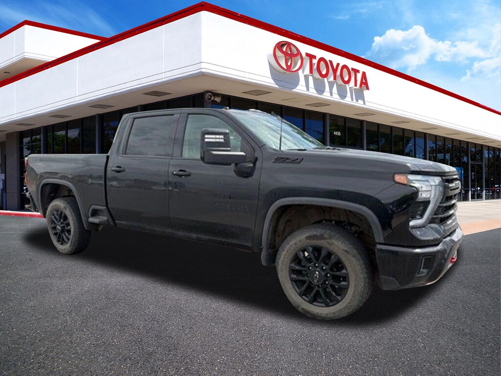 Used 2025 Chevrolet Silverado 2500 HD LTZ Truck Crew Cab