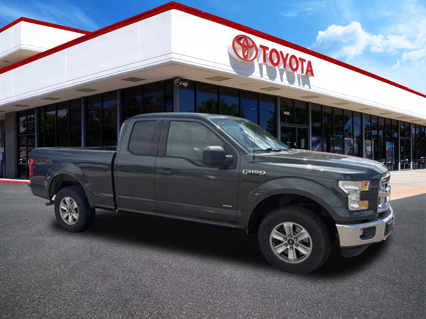 2015 Ford F-150 XLT 4x4 SuperCab 145-in's photo