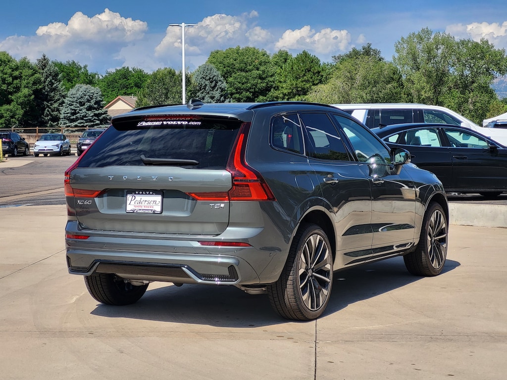 New 2026 Volvo XC60 plug-in hybrid T8 Ultra SUV