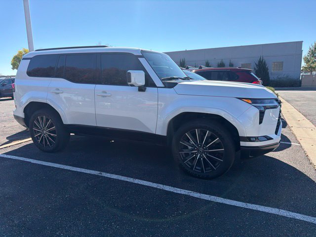 2025 Lexus GX Luxury+
