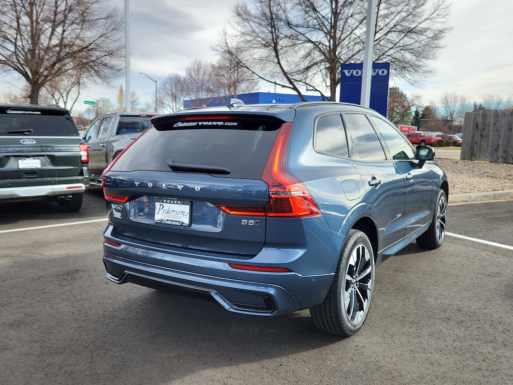 New 2026 Volvo XC60 B5 Plus SUV