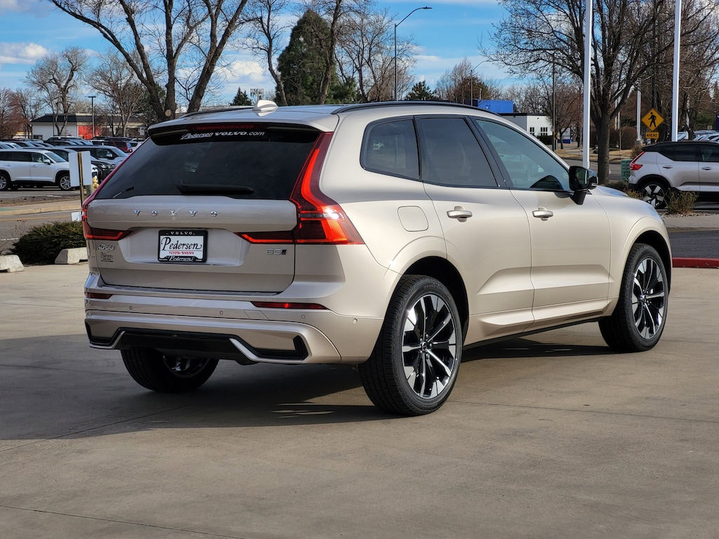 New 2026 Volvo XC60 B5 Plus SUV