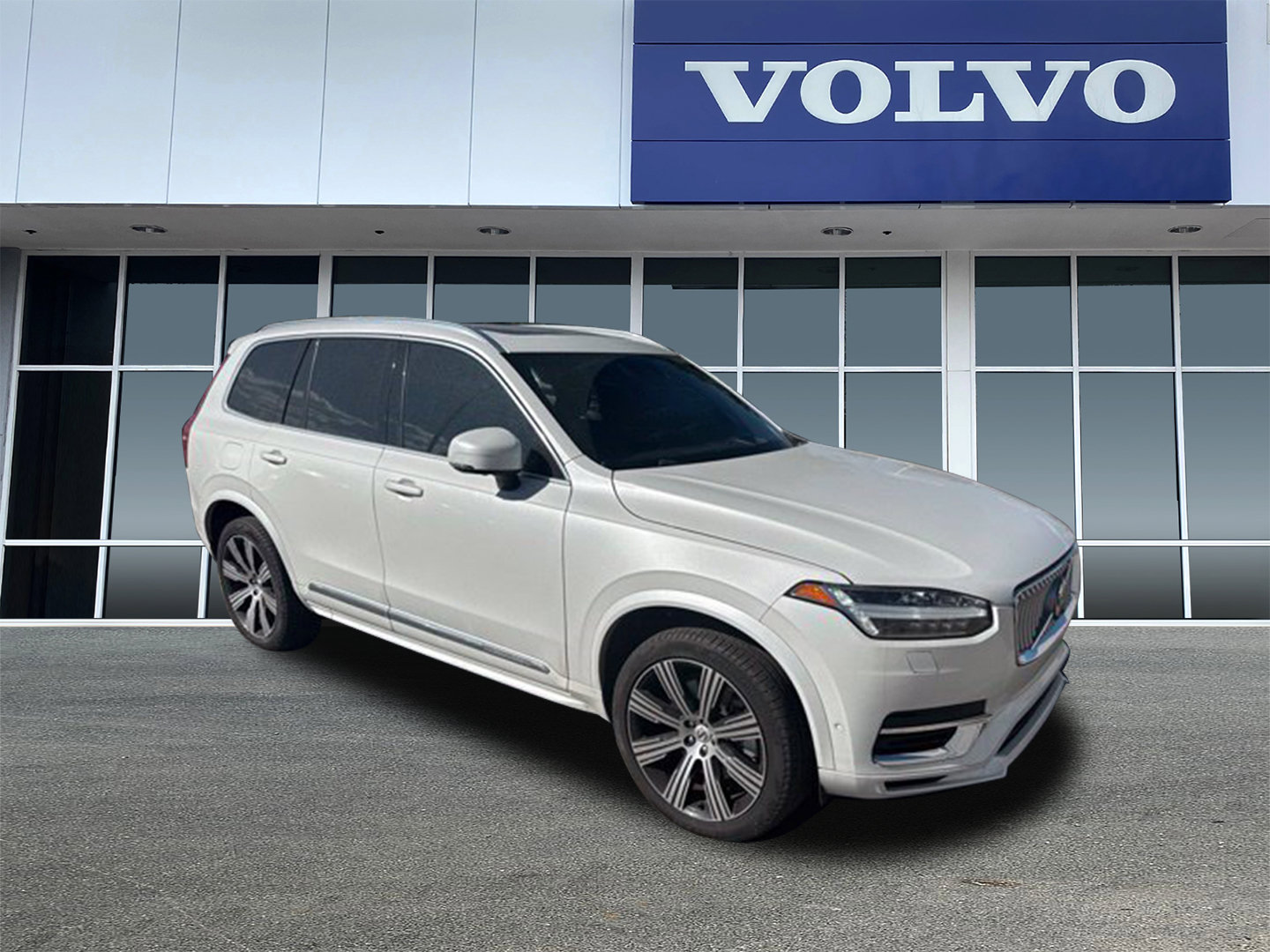 2024 Volvo XC90 plug-in hybrid T8 Ultimate Bright 7-Seater SUV T0599