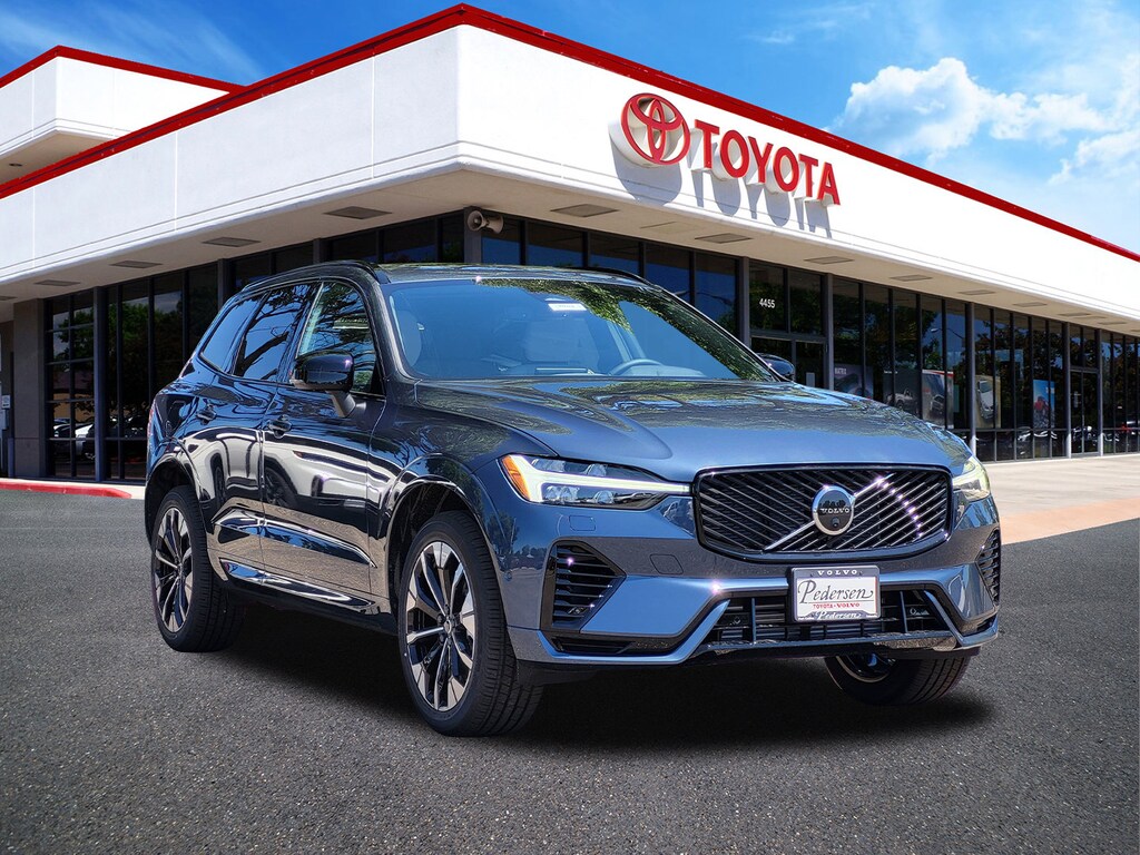 New 2026 Volvo XC60 plug-in hybrid T8 Plus SUV