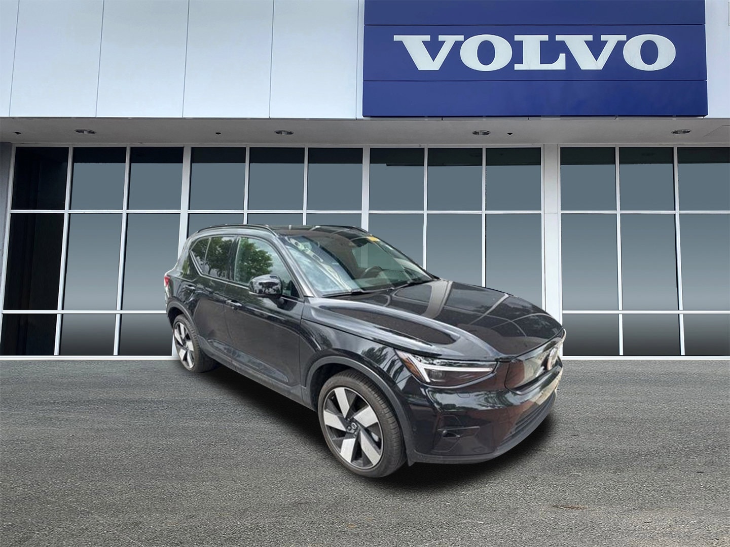 2023 Volvo XC40 P8 Recharge Ultimate AWD's photo