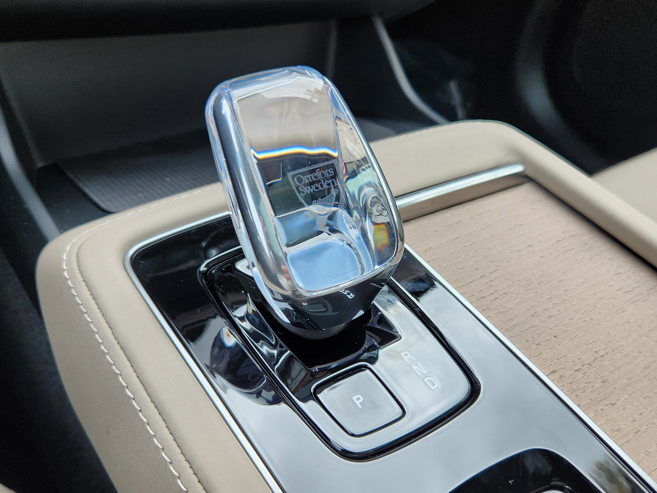 2026 Volvo XC90 Plus - Photo 14