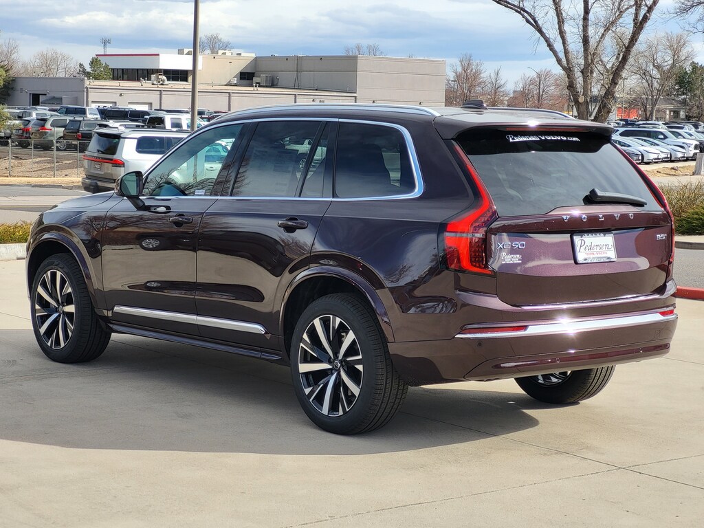 New 2026 Volvo XC90 B5 Core SUV