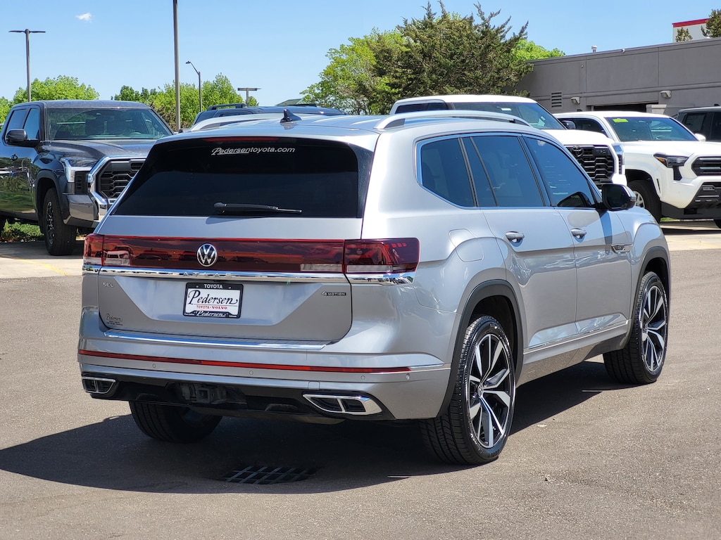 Used 2024 Volkswagen Atlas 2.0T SEL Premium R-Line SUV