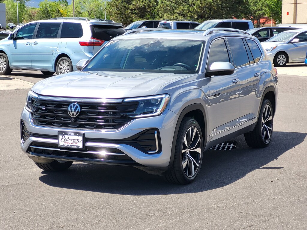 Used 2024 Volkswagen Atlas 2.0T SEL Premium R-Line SUV