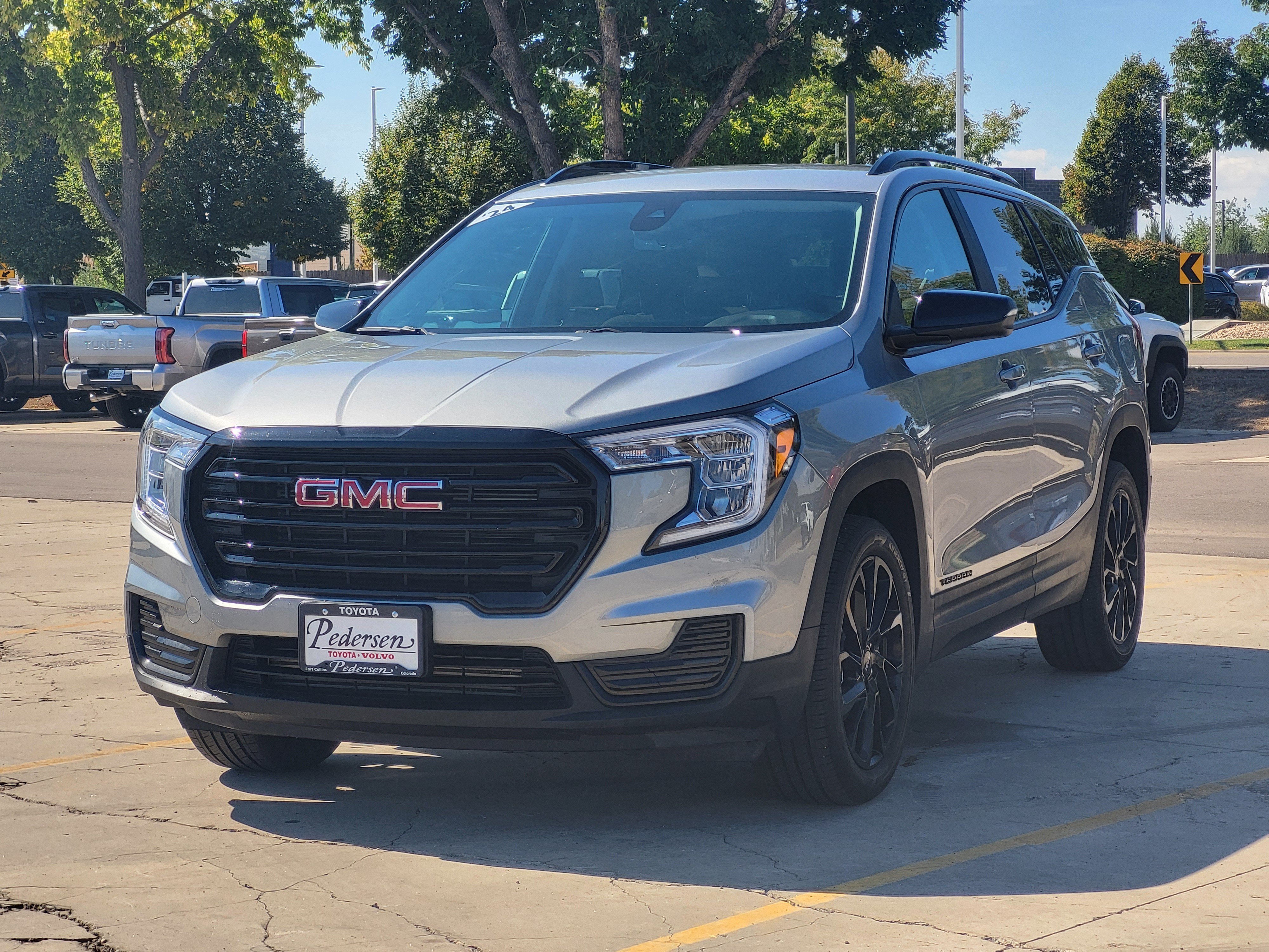 Used 2024 GMC Terrain SLE SUV