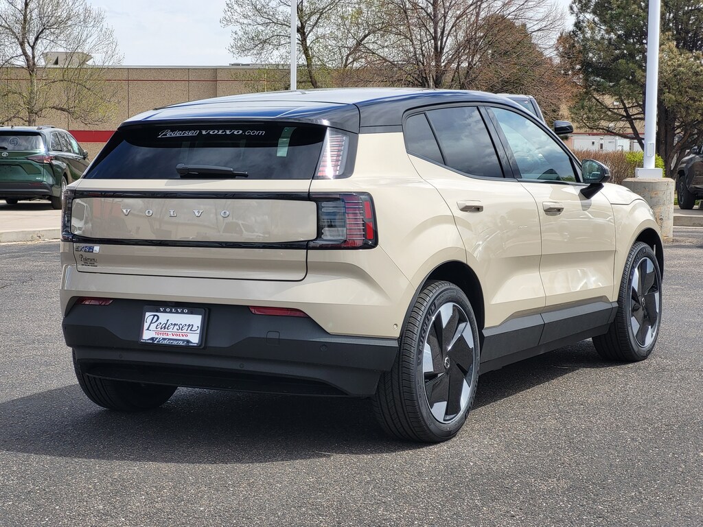 New 2026 Volvo EX30 Twin Motor Ultra SUV