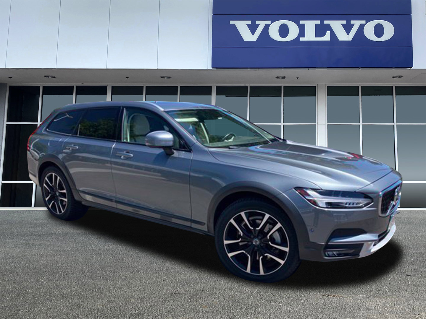 2018 Volvo V90 Cross Country