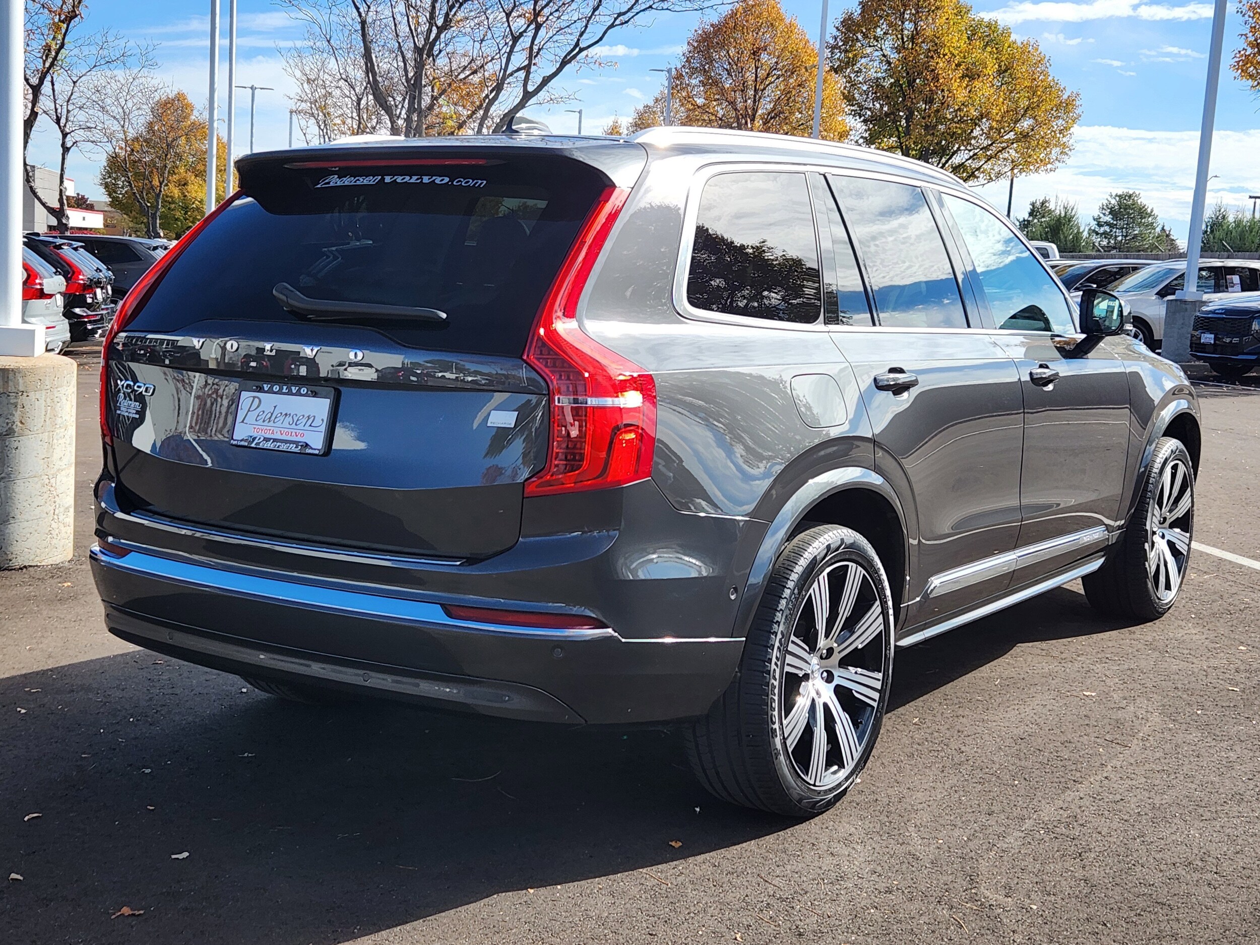 2024 Volvo XC90 Recharge T8 Plus photo 2