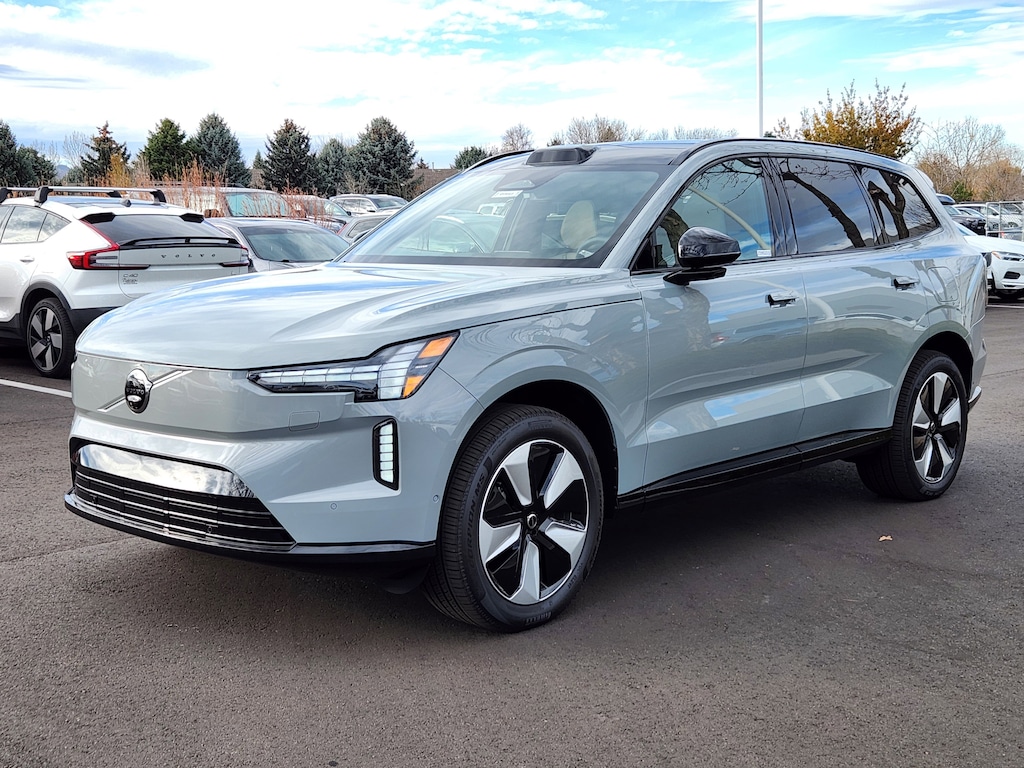 New 2025 Volvo EX90 Twin Motor Performance Plus 7-Seater SUV