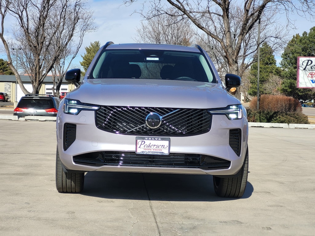 New 2026 Volvo XC90 plug-in hybrid T8 Ultra Dark Theme 6-Seater SUV