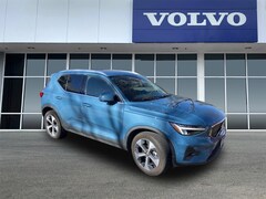 2023 Volvo XC40 B5 AWD Plus Bright SUV S0558