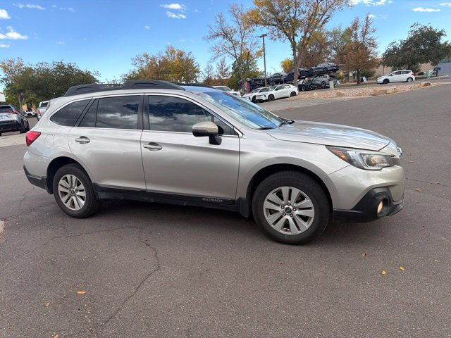 Used 2018 Subaru Outback 2.5i Premium with SUV
