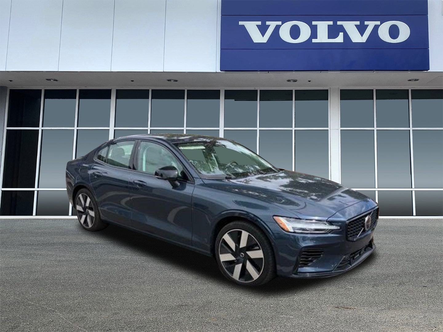 2025 Volvo S60
