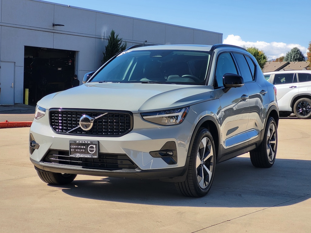 Certified 2026 Volvo XC40 B5 Plus SUV
