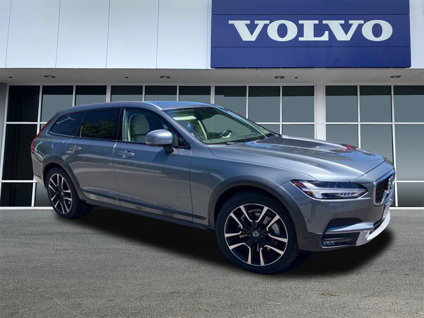 2018 Volvo V90 Cross Country