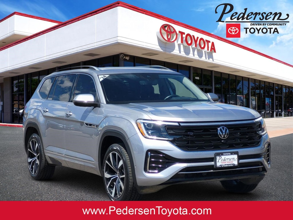 Used 2024 Volkswagen Atlas 2.0T SEL Premium R-Line SUV