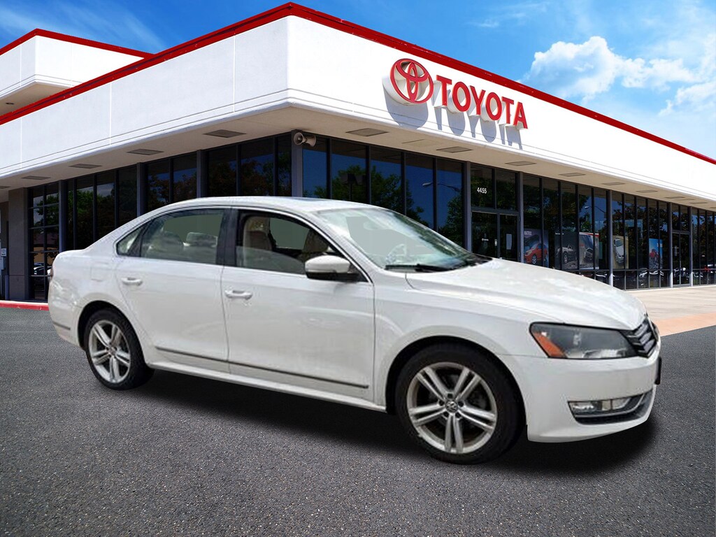 Used 2013 Volkswagen Passat 2.0L TDI SEL Premium Sedan