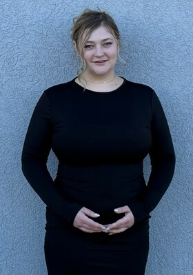 Staff member Hannah Seibel  from ID_6cee74a6442e