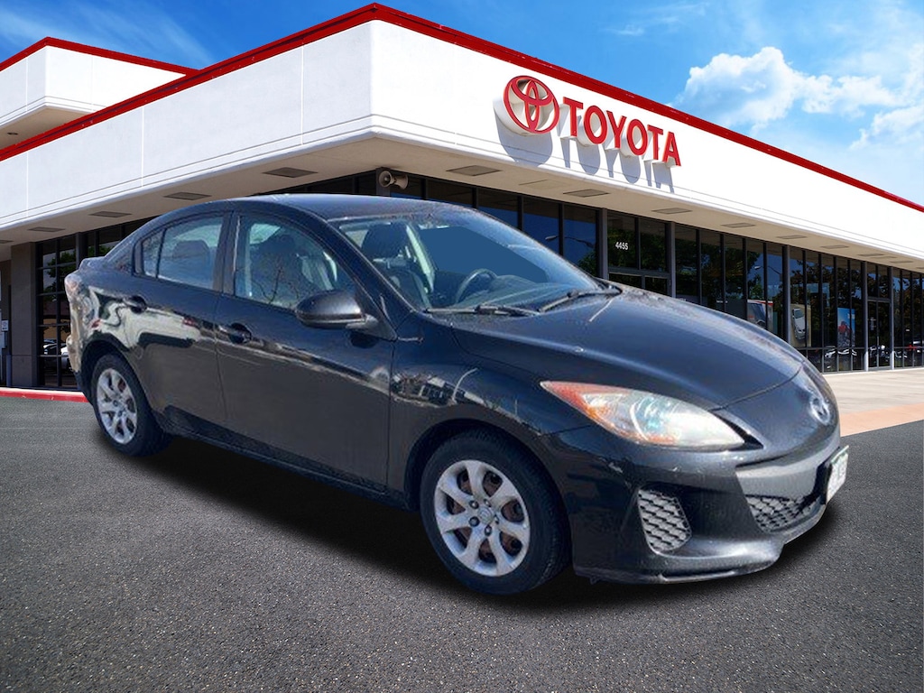 Used 2013 Mazda Mazda3 i Sport Sedan