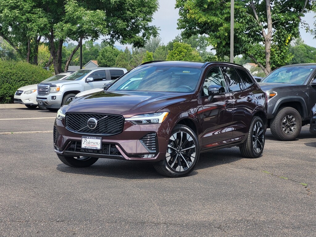 New 2026 Volvo XC60 B5 Plus SUV