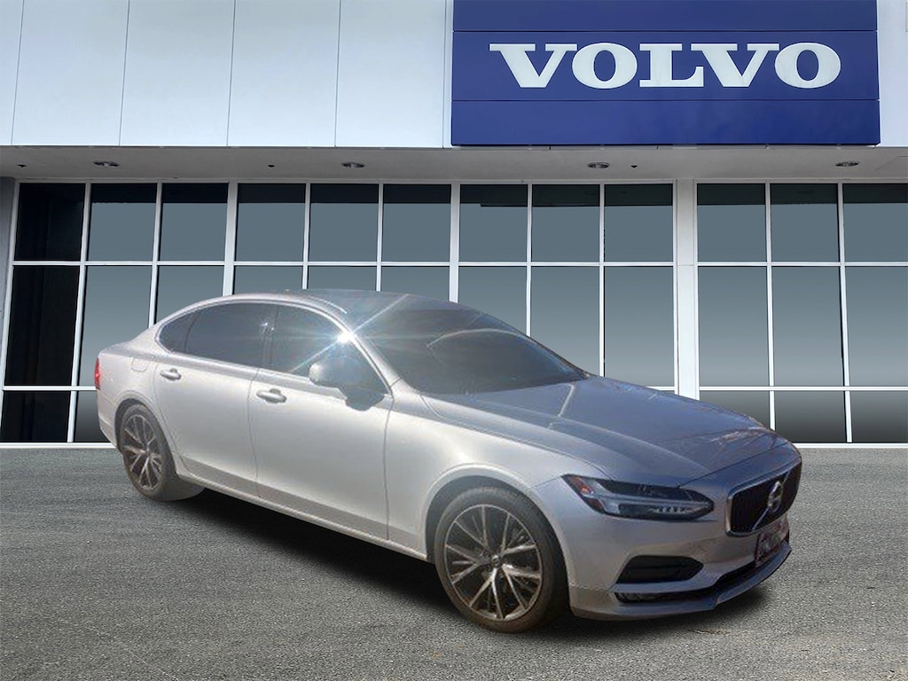 Used 2018 Volvo S90 T5 FWD Momentum Sedan
