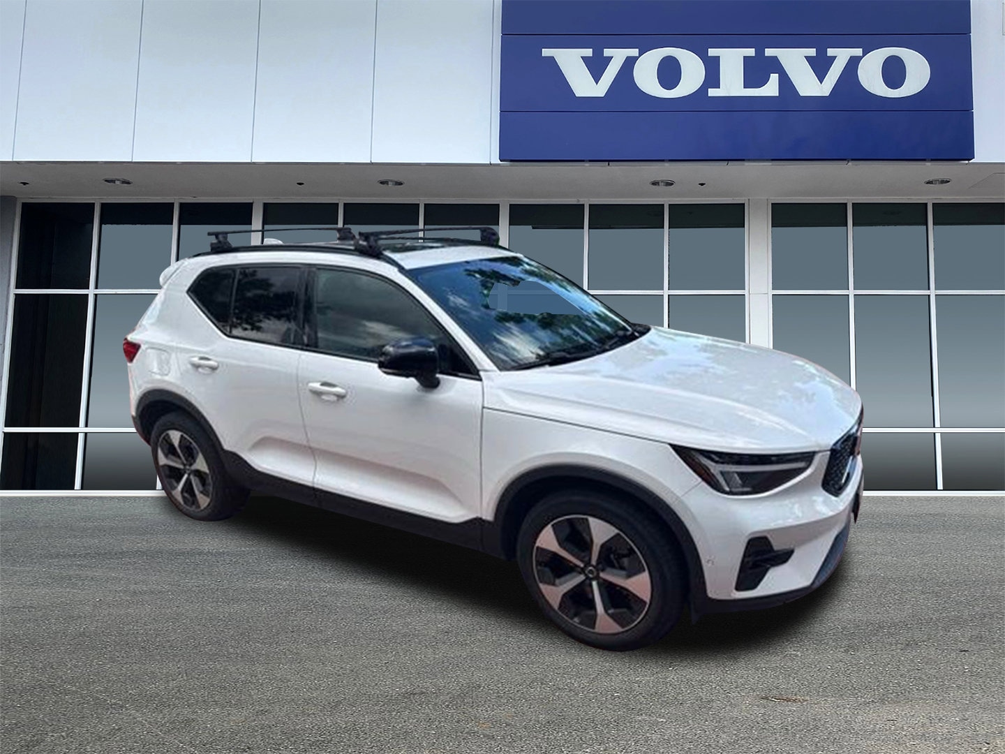 2023 Volvo XC40