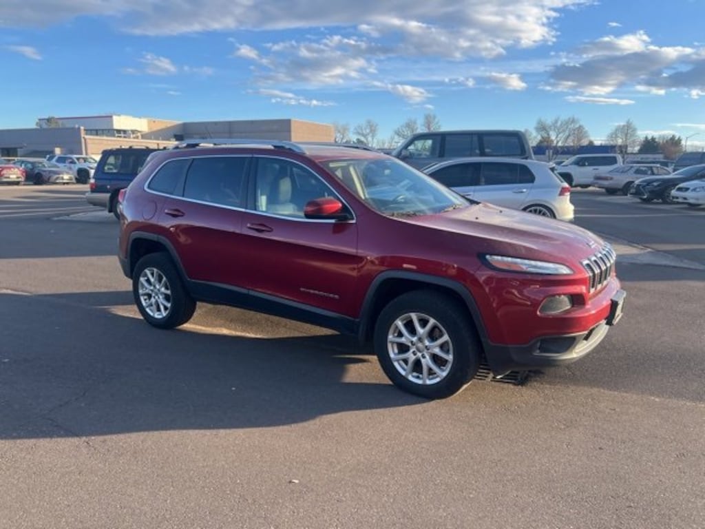 Used 2015 Jeep Cherokee Latitude 4x4 SUV