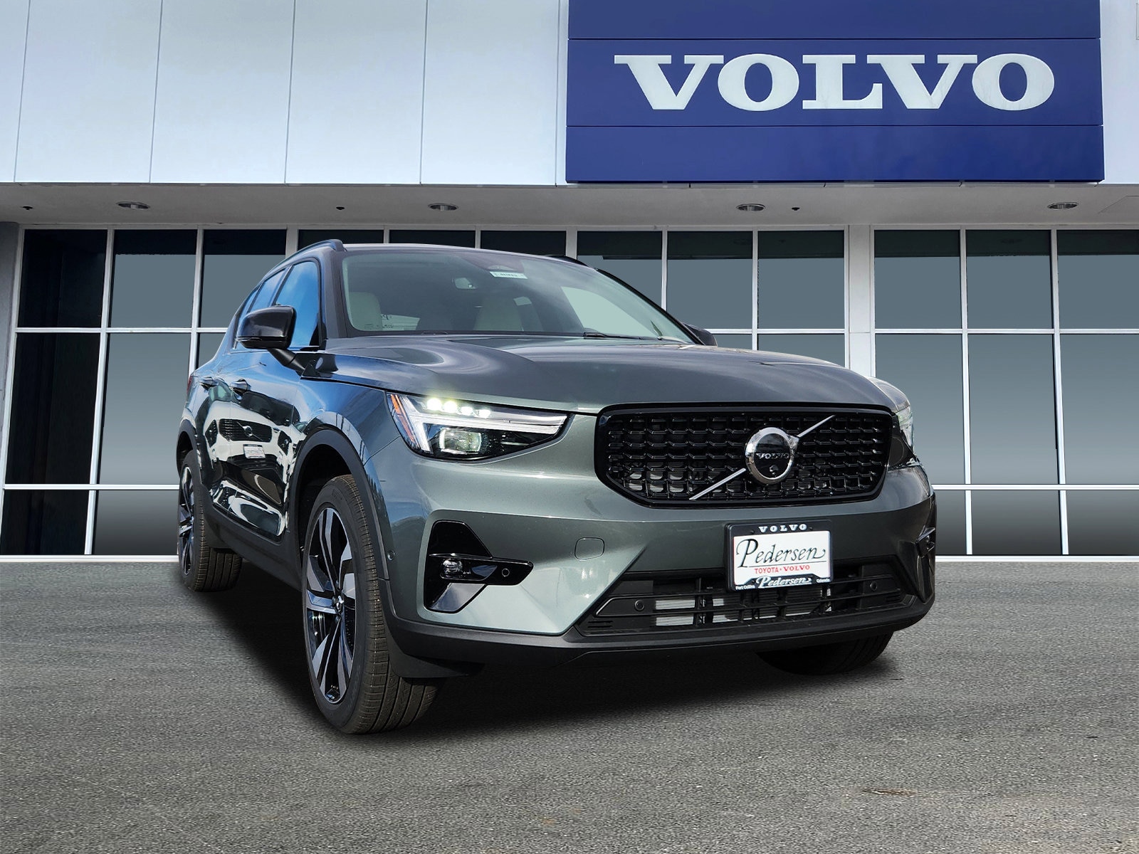 2026 Volvo XC40 Ultra's photo