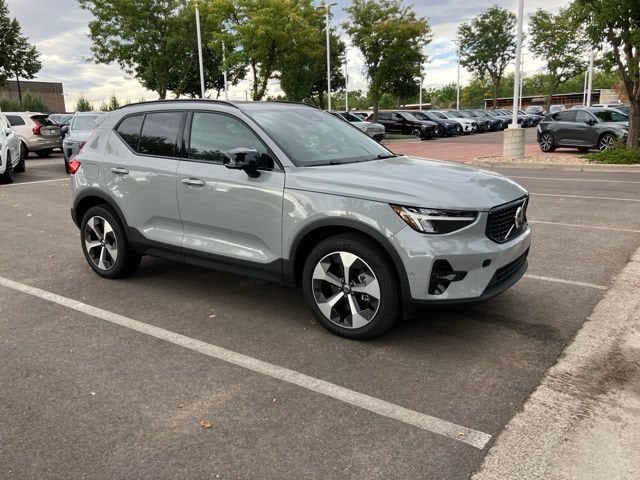 2026 Volvo XC40