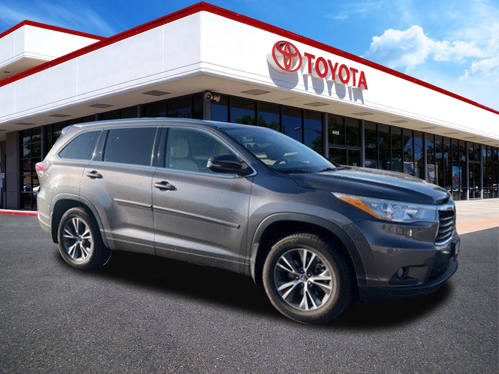 Used 2016 Toyota Highlander XLE V6 SUV